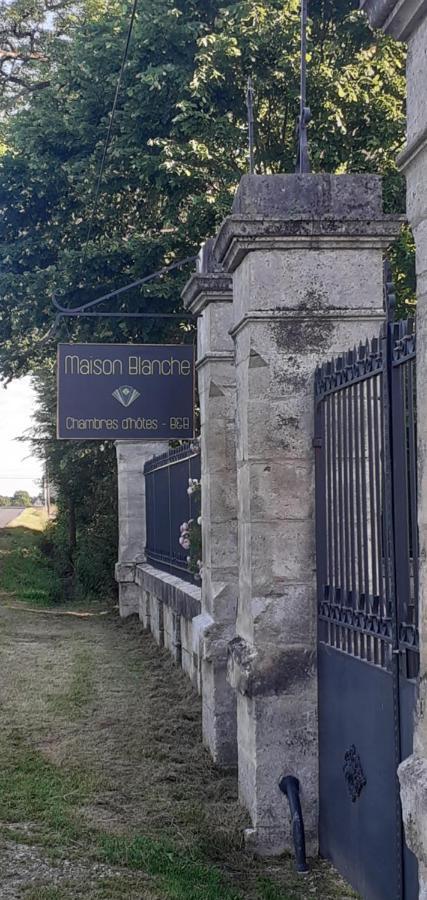 Maison Blanche Cherval Экстерьер фото